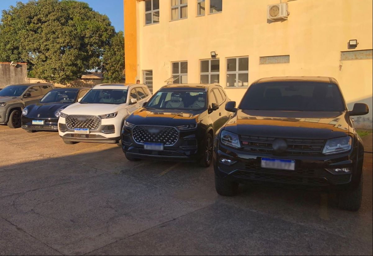 Dez carros foram apreendidos no Triângulo Mineiro