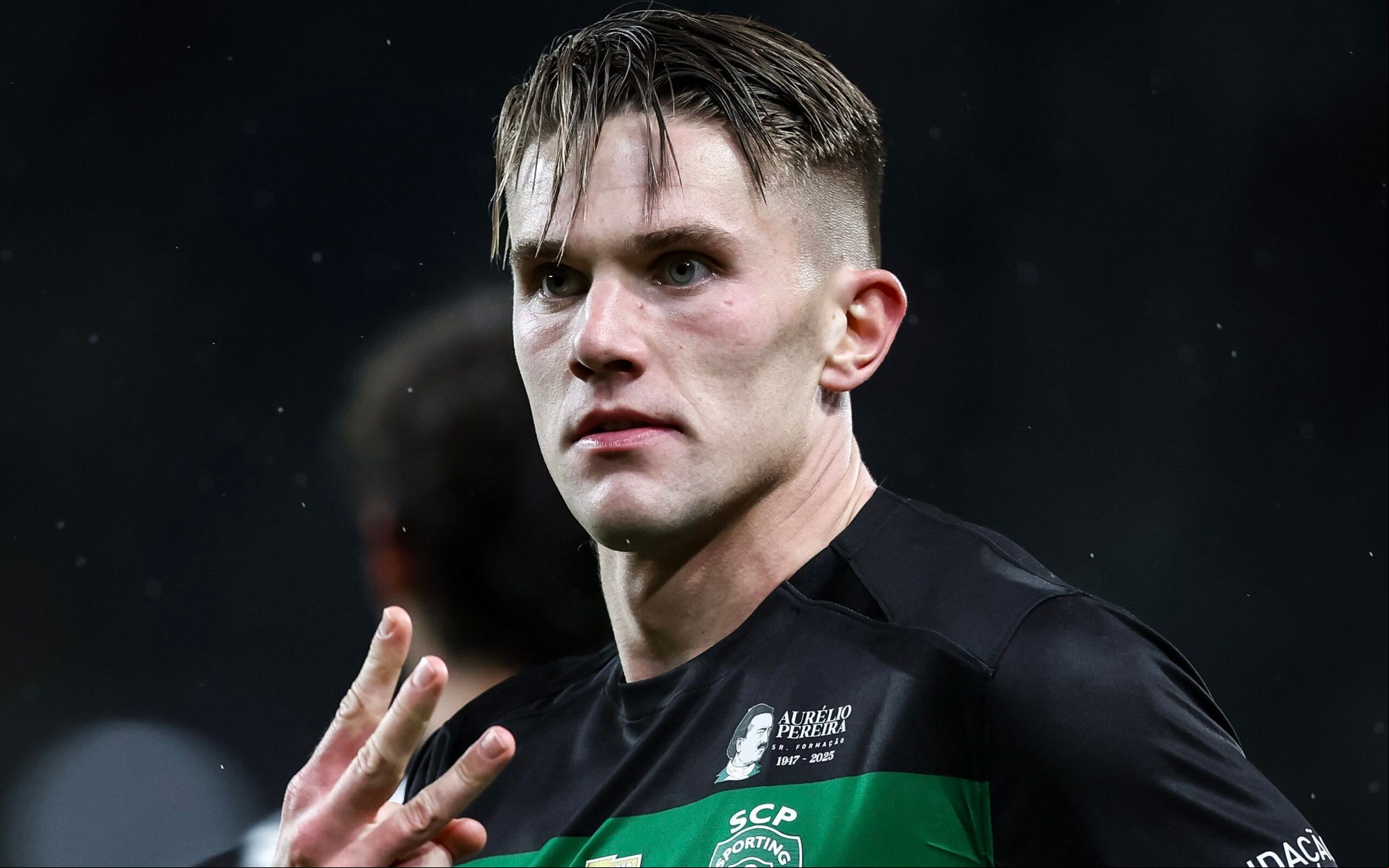 Viktor Gyokeres em comemoração de gol pelo Sporting (Foto: Reprodução/Sporting)
